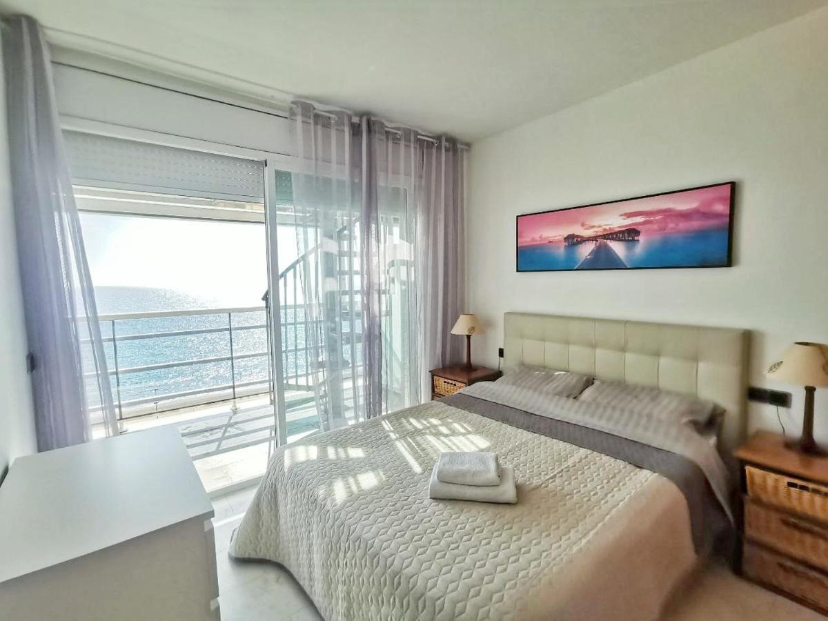Seafront Apartment In Blanes Kültér fotó